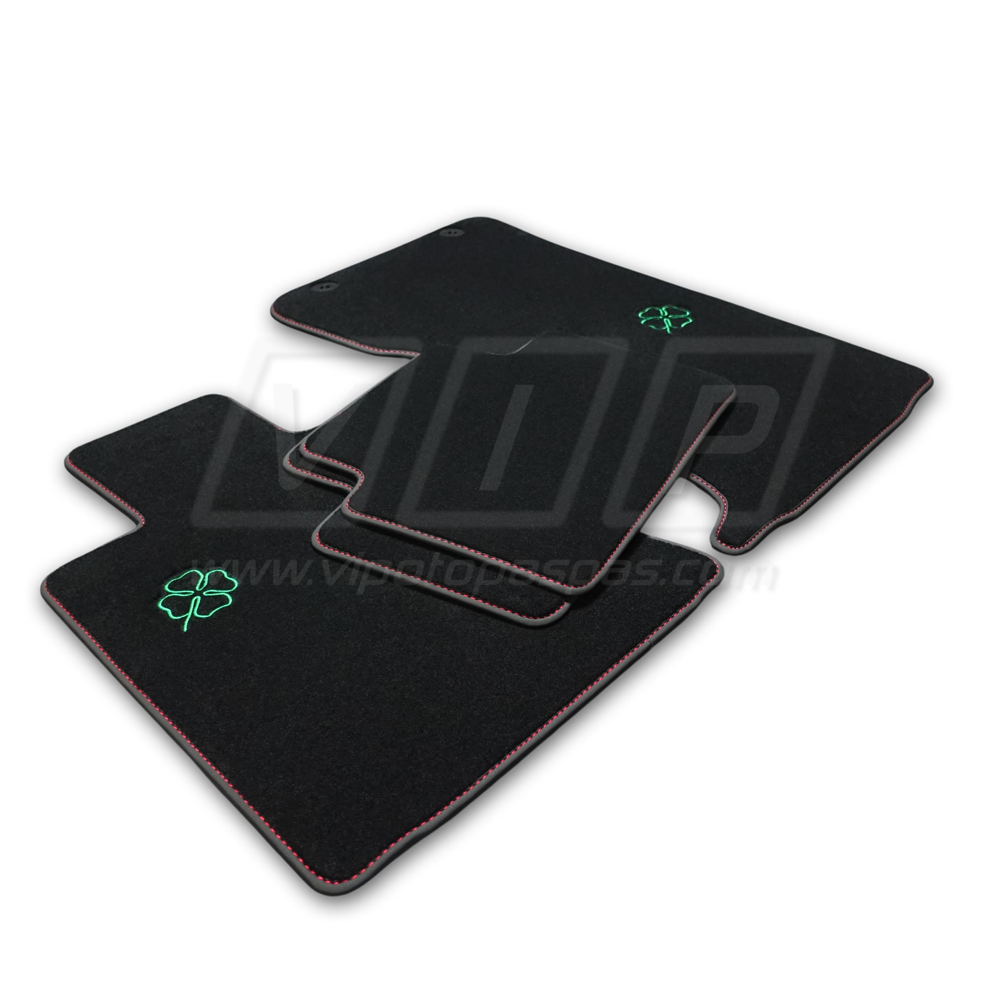 Alfa Romeo Giulia Halı Paspas Takımı 2016 ve Sonrası #GIULIA Clover